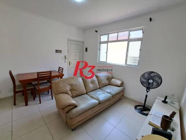 Apartamento com 2 dormitórios à venda, 60 m² por R$ 330.000,00 Marapé Santos/SP
