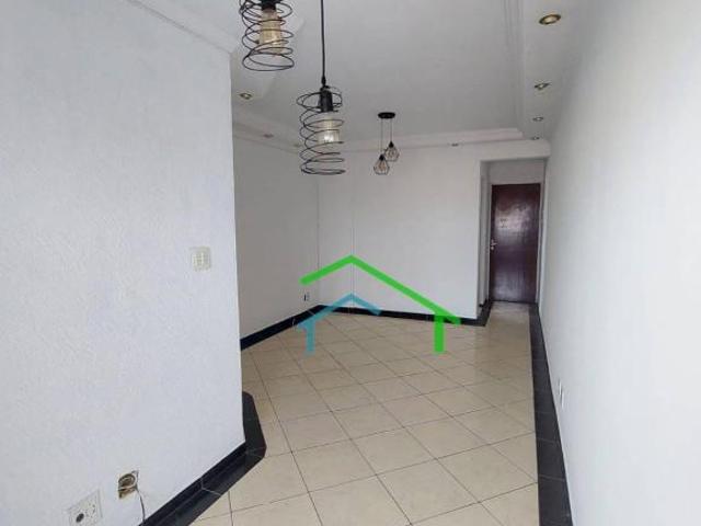 Apartamento com 2 dormitórios à venda, 61 m² por R$ 340.000,00 Centro Carapicuíba/SP