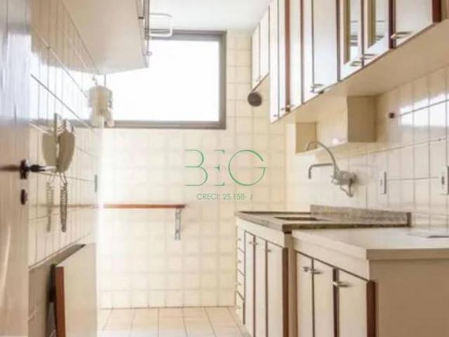 Apartamento com 2 dormitórios à venda, 62 m² por R$ 469.000,00 Lapa São Paulo/SP