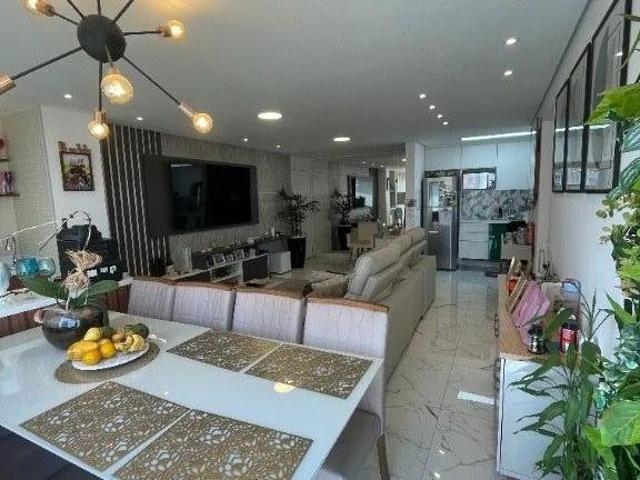 Apartamento com 2 dormitórios à venda, 75 m² por R$ 750.000,00 Jardim Flor da