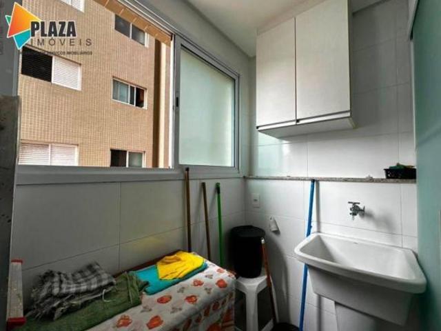 Apartamento com 2 dormitórios à venda, 76 m² por R$ 750.000,00 Canto do Forte