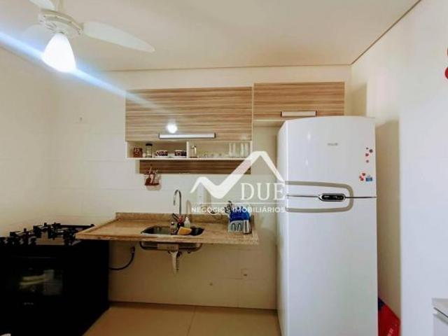 Apartamento com 2 dormitórios à venda, 77 m² por R$ 740.000,00 Marapé Santos/SP