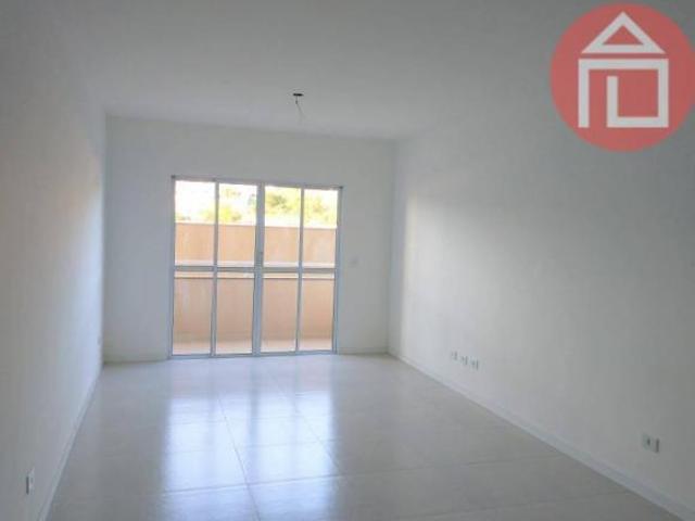 Apartamento com 2 dormitórios à venda, 82 m² por R$ 550.000,00 Centro Bragança Paulista/SP