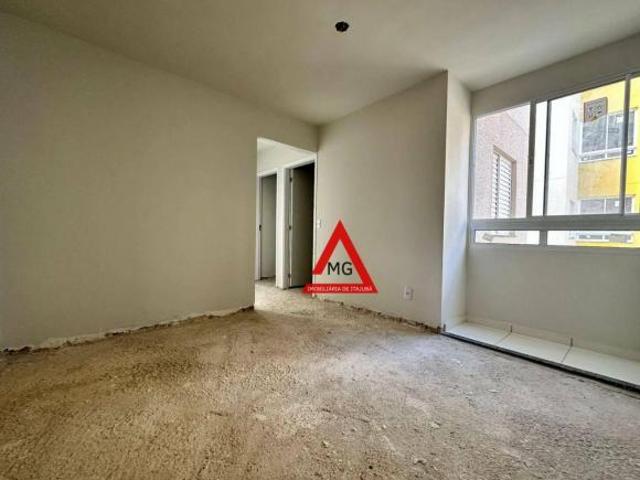 Apartamento com 2 dormitórios e área de lazer com churrasqueira no prédio, no bairro Açude em Itajub