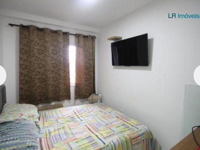 Apartamento com 2 Dormitórios e Varanda na Vila Maria Alta