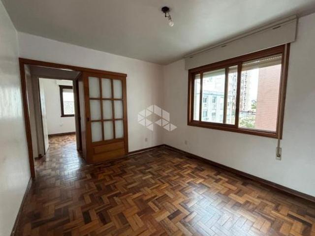 Apartamento com 2 Dormitórios e 1 banheiro à Venda, 68 m² por R$ 372.500