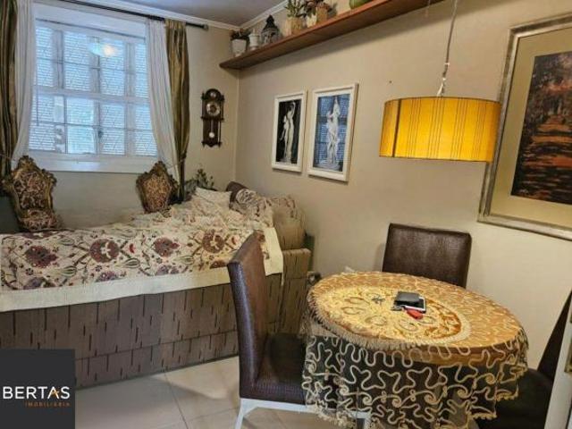 Apartamento com 2 dormitórios e 69m² de área privativa no Bairro Auxiliadora