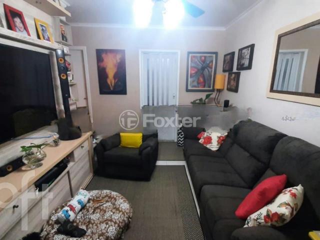 Apartamento com 2 dormitórios em Porto Alegre