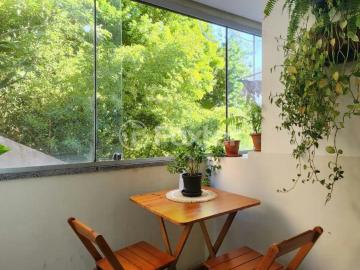 Apartamento com 2 dormitórios em Porto Alegre