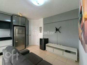 Apartamento com 2 dormitórios em São José