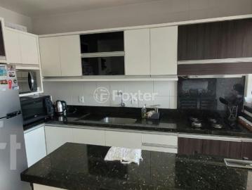 Apartamento com 2 dormitórios em São José
