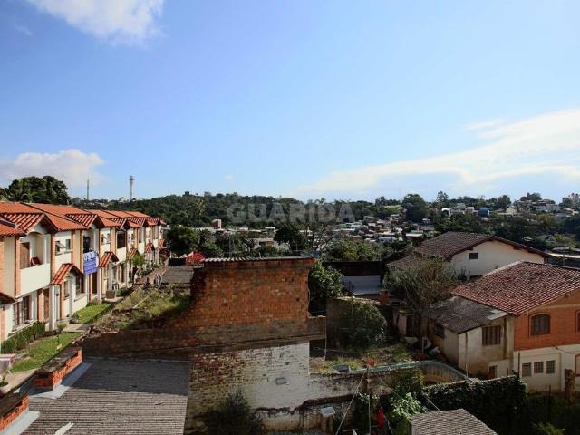 Apartamento com 2 dormitórios no bairro Medianeira COD: 20209