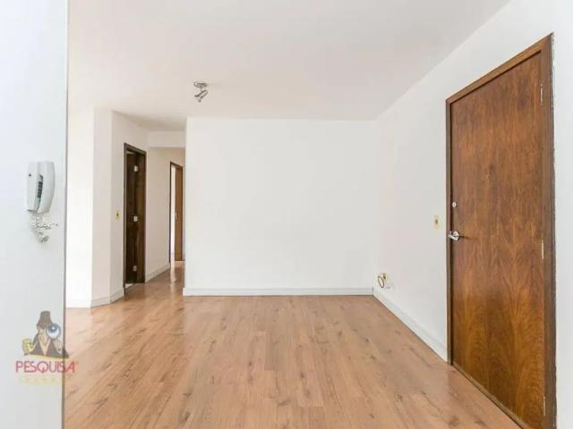 Apartamento com 2 dormitórios para alugar, 60 m² Cabral Curitiba/PR