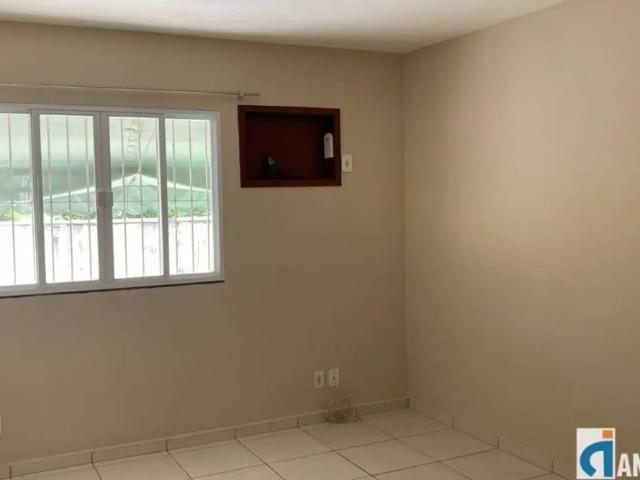 Apartamento com 2 dormitórios para alugar Centro Maricá/RJ