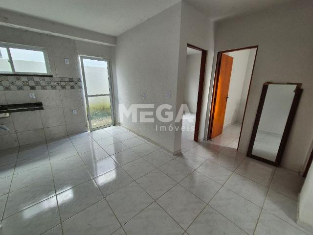 Apartamento com 2 quartos no bairro Caracanga em Itaitinga, CE
