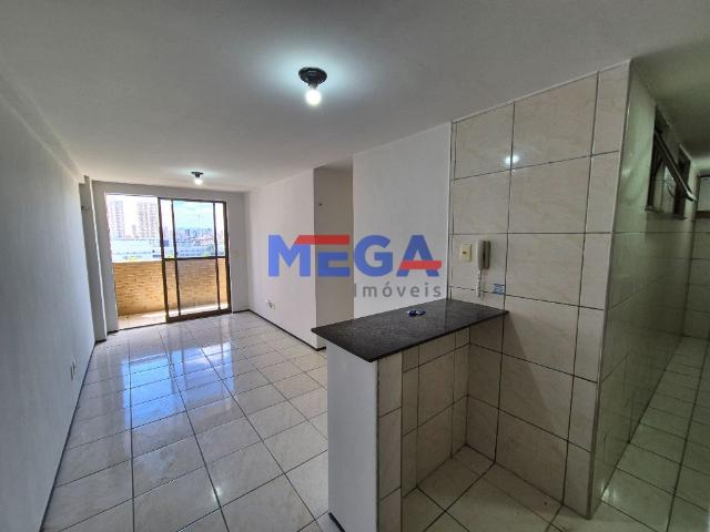 Apartamento com 2 quartos no bairro Centro em Fortaleza, CE