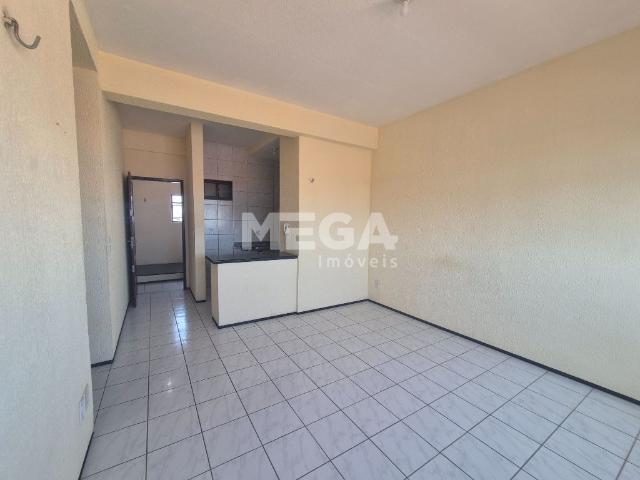 Apartamento com 2 quartos no bairro Parque Araxá em Fortaleza, CE