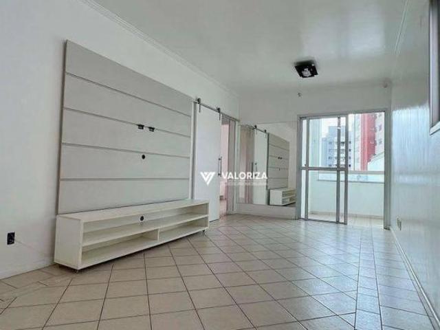 Apartamento com 2 quartos no Parque Campolim