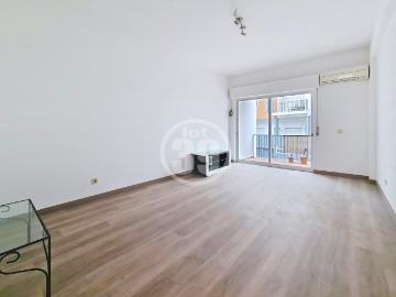Apartamento T2 a 400 m da Praia dos Pescadores | Albufeira 75m² Albufeira e Olhos de Água