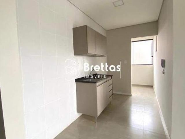 Apartamento com 2 quartos à venda em Lavras, no bairro Monte Líbano