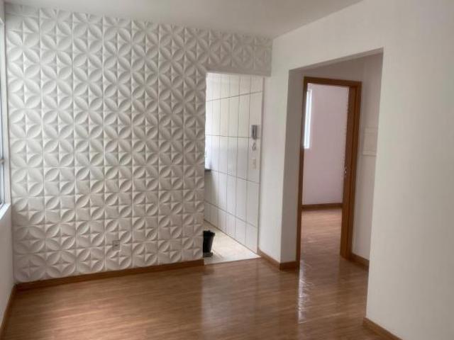 Apartamento com 2 quartos à venda em Santa Luzia, no bairro São Benedito