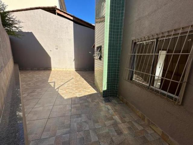 Apartamento com 2 quartos à venda em Sarzedo, no bairro Centro