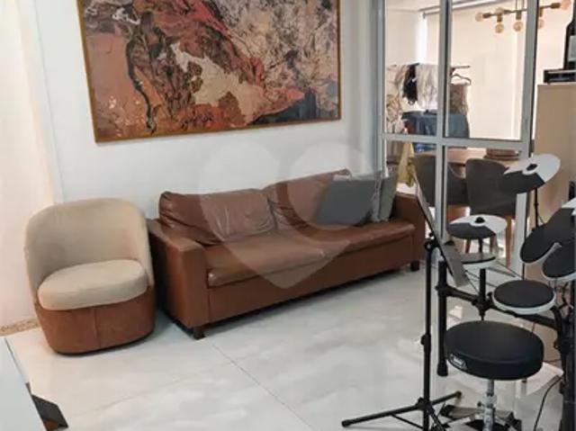 Apartamento com 2 quartos à venda ou para alugar em Parque São Domingos SP