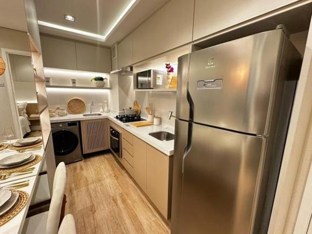 Apartamento com 2 Quartos ao Lado do Metrô Adolfo Pinheiro da Linha Lilás