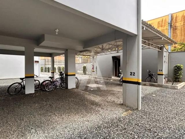 Apartamento com 2 quartos, ar condicionado, no bairro aventureiro