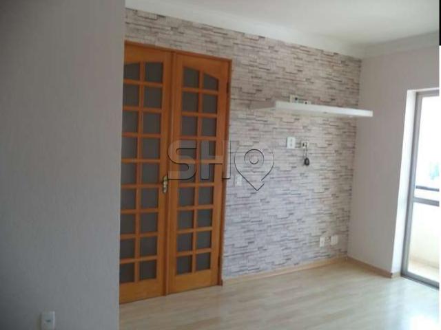 Apartamento com 2 Quartos com Piscina para Alugar, 64 m² por R$ 1.700/Mês