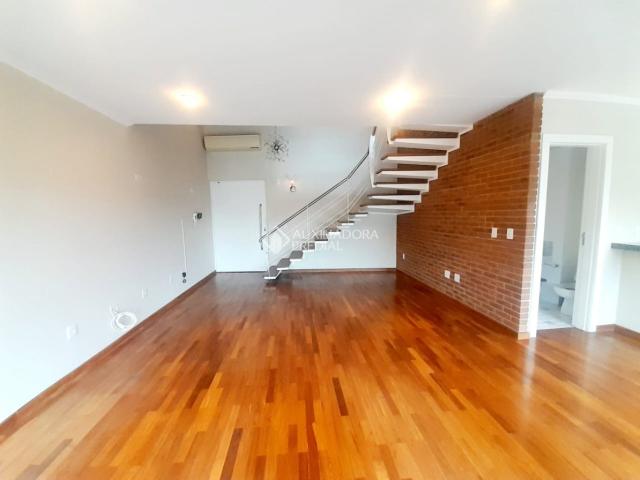 Apartamento com 2 quartos e 106m² para alugar em Boa Vista, Porto Alegre