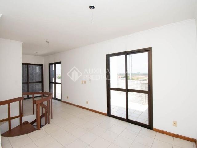 Apartamento com 2 quartos e 135m² para alugar em São Sebastião, Porto Alegre