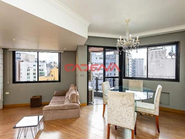 Apartamento com 2 quartos e 1 vaga à venda no Água Verde