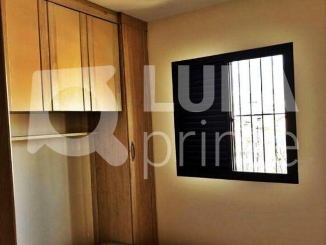 APARTAMENTO COM 2 QUARTOS E 1 VAGA DE GARAGEM À VENDA NA PARADA INGLESA