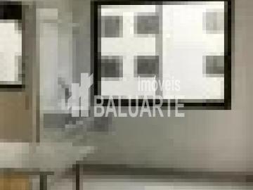 Apartamento com 2 Quartos e 1 banheiro à Venda