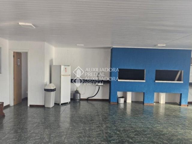 Apartamento com 2 quartos e 37m² para alugar em Rubem Berta, Porto Alegre