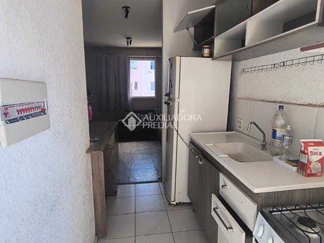 Apartamento com 2 quartos e 40m² para alugar em Hípica, Porto Alegre