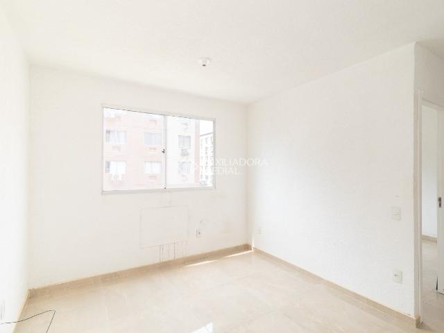 Apartamento com 2 quartos e 40m² para alugar em Hípica, Porto Alegre