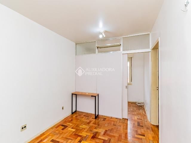Apartamento com 2 quartos e 40m² para alugar em Jardim Leopoldina, Porto Alegre