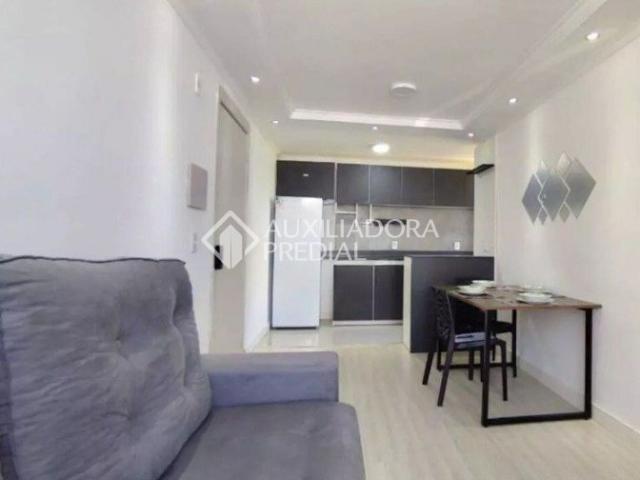 Apartamento com 2 quartos e 44m² para alugar em Morro Santana, Porto Alegre