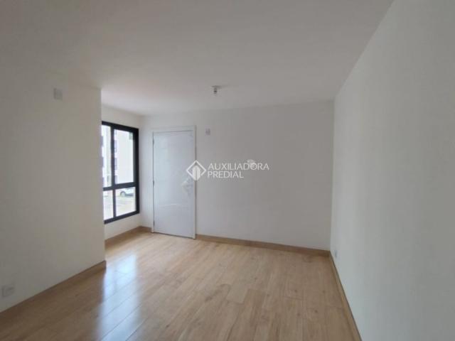 Apartamento com 2 quartos e 45m² para alugar em Lomba do Pinheiro, Porto Alegre