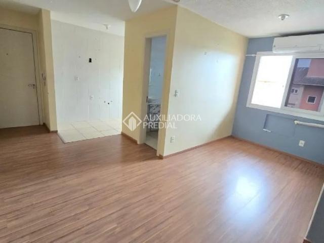 Apartamento com 2 quartos e 45m² para alugar em Restinga, Porto Alegre