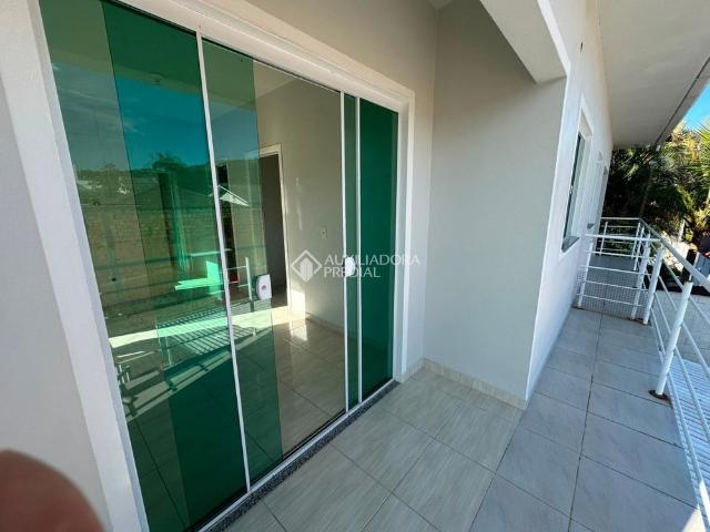 Apartamento com 2 quartos e 45m² para alugar em Sul do Rio, Santo Amaro da Imperatriz