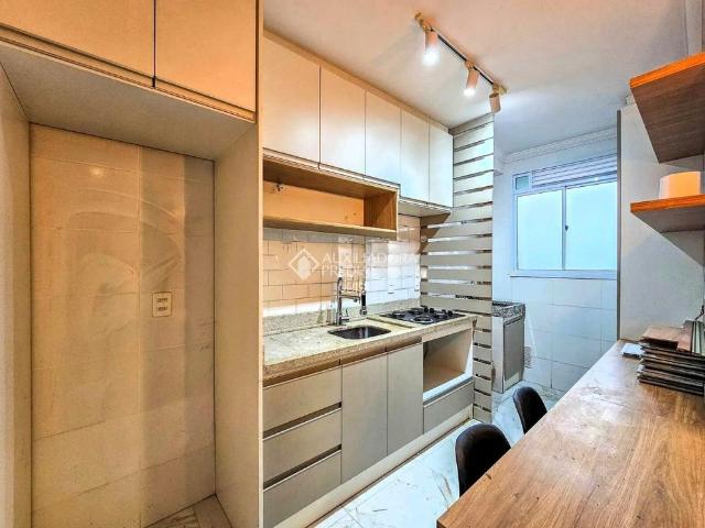 Apartamento com 2 quartos e 45m² para alugar em Vila Rosa, Novo Hamburgo
