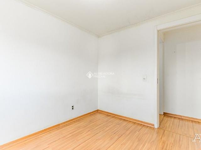 Apartamento com 2 quartos e 47m² para alugar em Olaria, Canoas