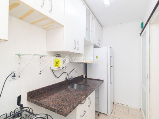 Apartamento com 2 quartos e 50m² para alugar em Bom Fim, Porto Alegre