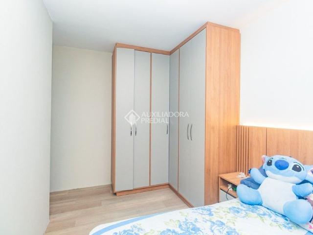 Apartamento com 2 quartos e 50m² para alugar em Humaitá, Porto Alegre