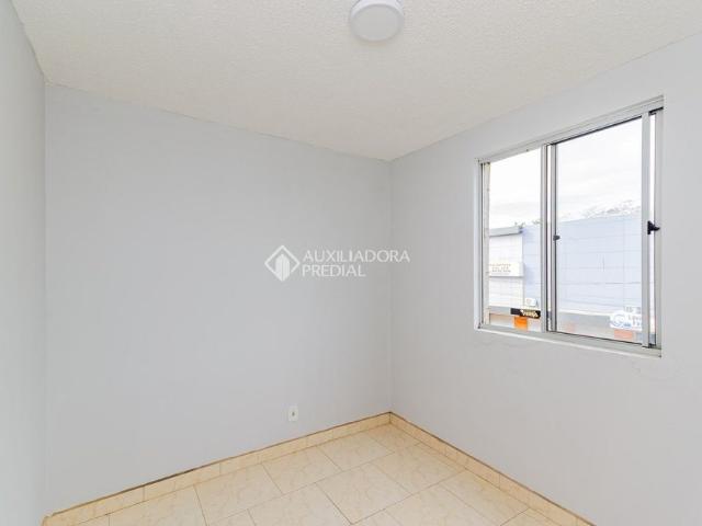 Apartamento com 2 quartos e 50m² para alugar em Jardim Leopoldina, Porto Alegre