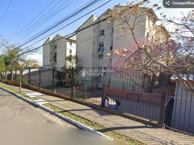 Apartamento com 2 quartos e 50m² para alugar em Vila Nova, Porto Alegre