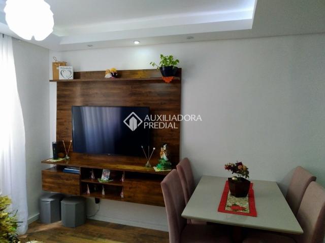 Apartamento com 2 quartos e 52m² para alugar em Mário Quintana, Porto Alegre
